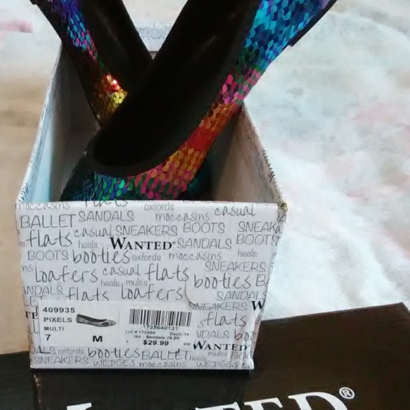 Shoes - Picture 4 of 4